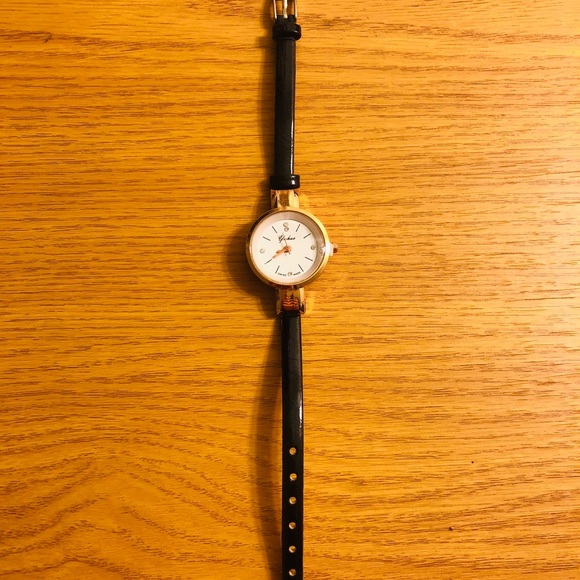 Black thin bracelet watch - Picture 2 of 4